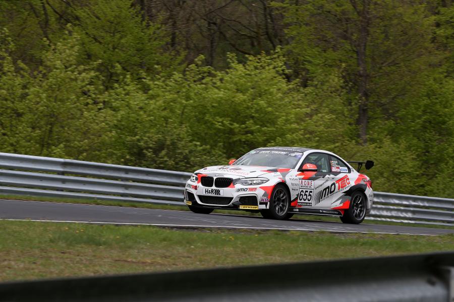  BMW M240i Racing (F22) 2018 года  (фото 11 из 22)